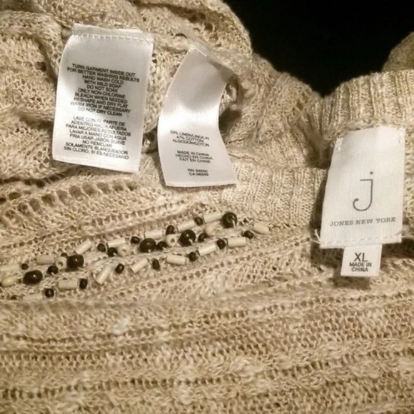 3/$25 Jones NY Beachy Crochet Top or cover up - Picture 10 of 11